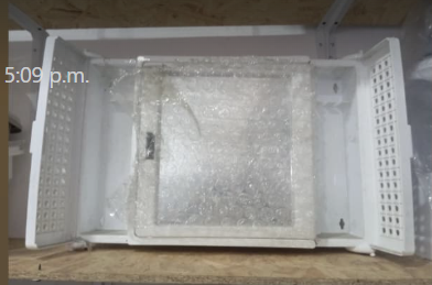 GABINETE DE BAÑO CON ESPEJO