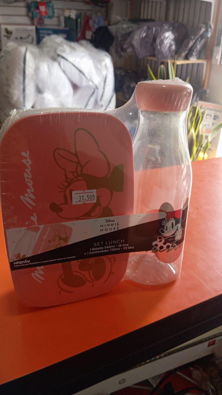 SET TREVE MINNIE BOTELLA + CONTENEDOR BC-K-1296M1