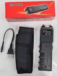 TASER CON LINTERNA 928